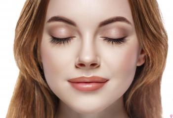 What are the procedures that patients must follow before and after rhinoplasty?
